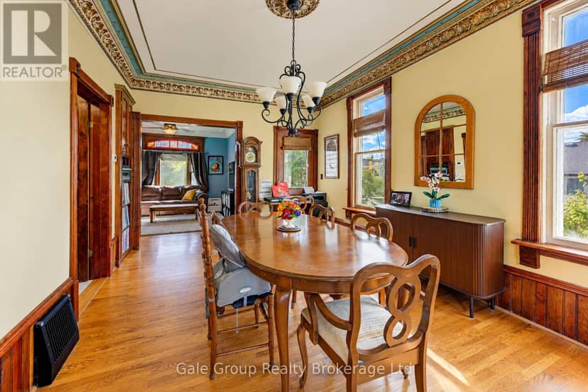 551 Grant Street — photo 9 of 40