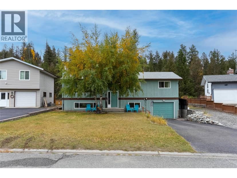 210 Cinnibar Court, Logan Lake