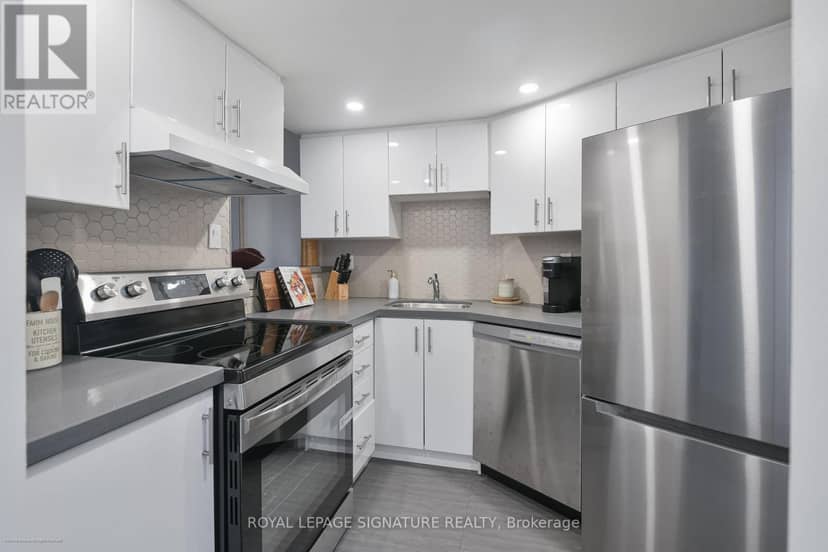 415 - 456 College Street — photo 9 of 20