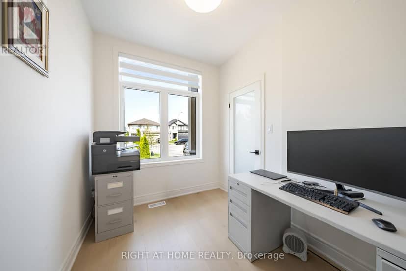 34 Hampshire Place — photo 25 of 40