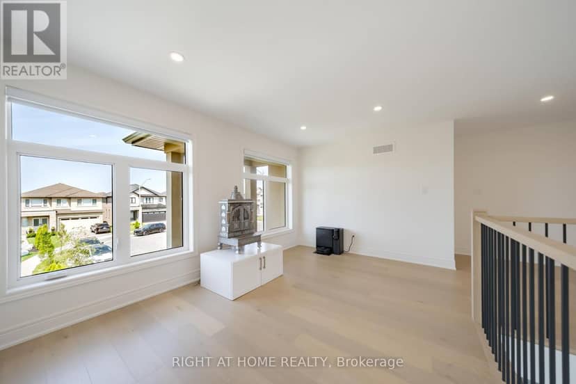 34 Hampshire Place — photo 30 of 40