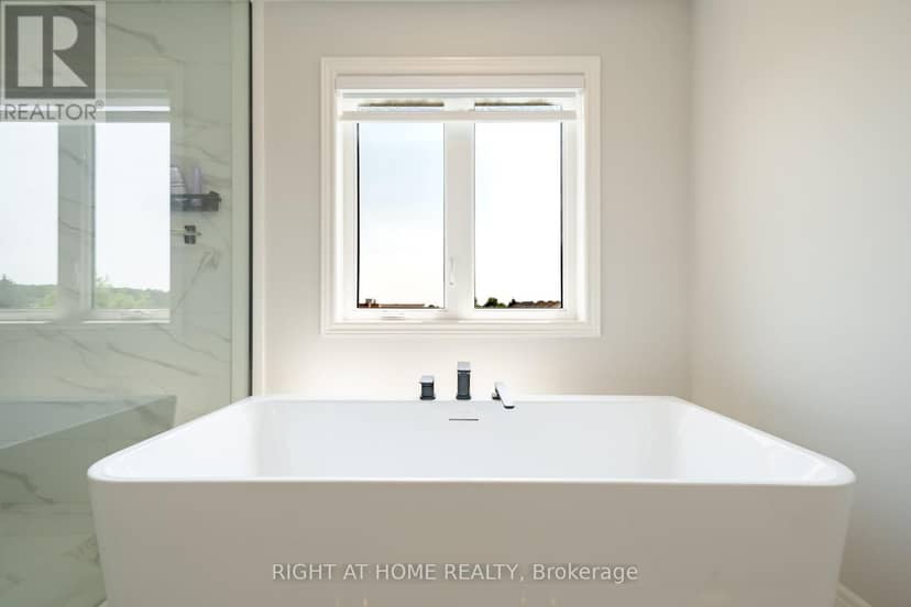 34 Hampshire Place — photo 35 of 40
