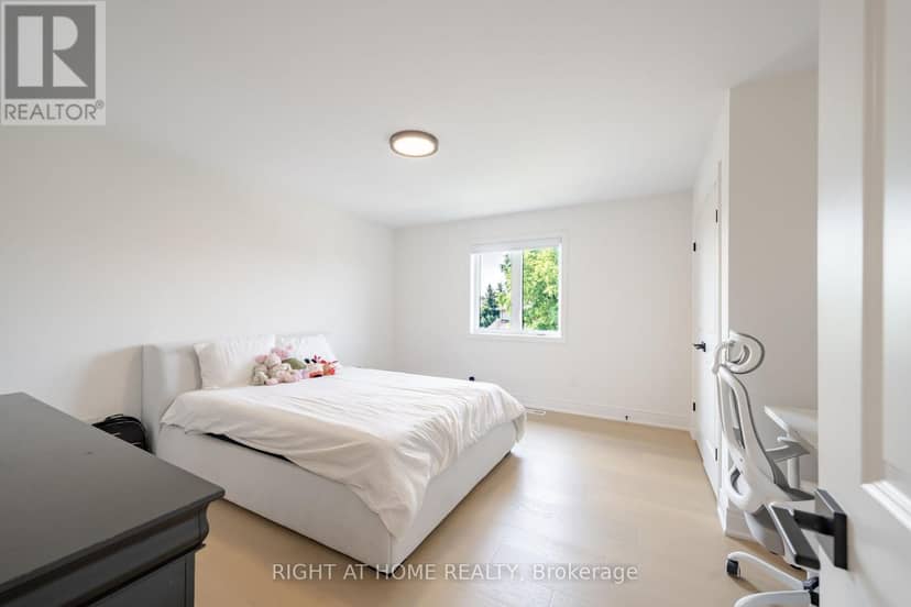 34 Hampshire Place — photo 37 of 40