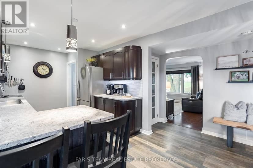 300 Juliana Road — photo 10 of 40