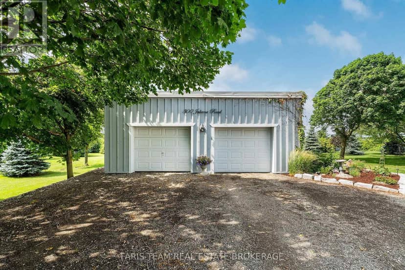 300 Juliana Road, King, photo 6