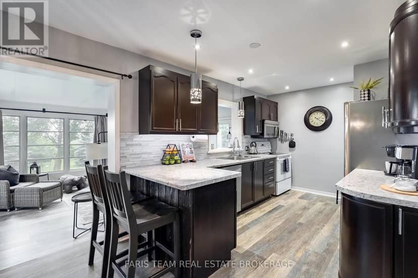 300 Juliana Road — photo 9 of 40