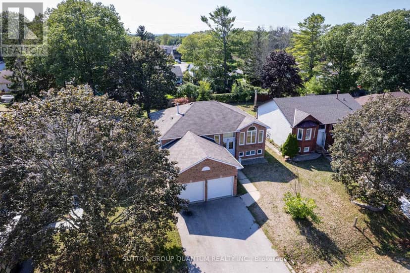 12 Langevin Drive — photo 2 of 40