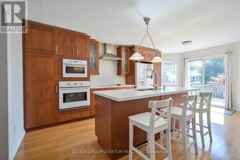 12 Langevin Drive — photo 8 of 40