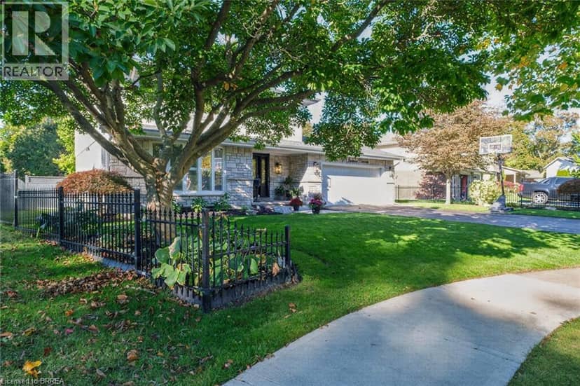 20 JAPONICA Crescent, Brantford, photo 4