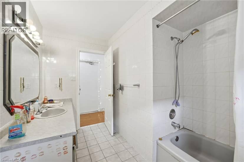 277 HARVIE Avenue — photo 12 of 40