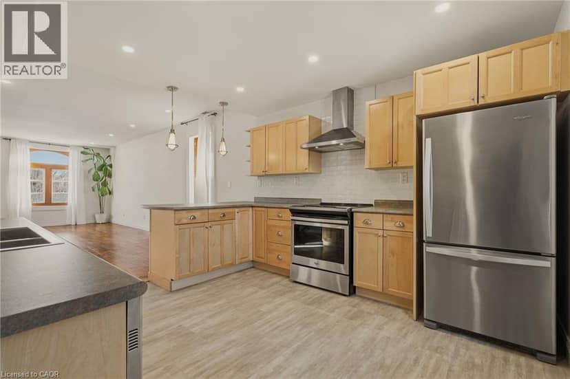 282 HESS Street S — photo 16 of 40