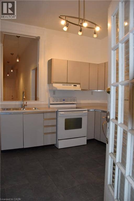 282 HESS Street S — photo 34 of 40