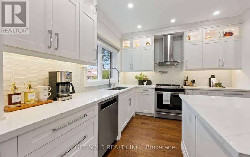 8 Hackmore Avenue — photo 12 of 40