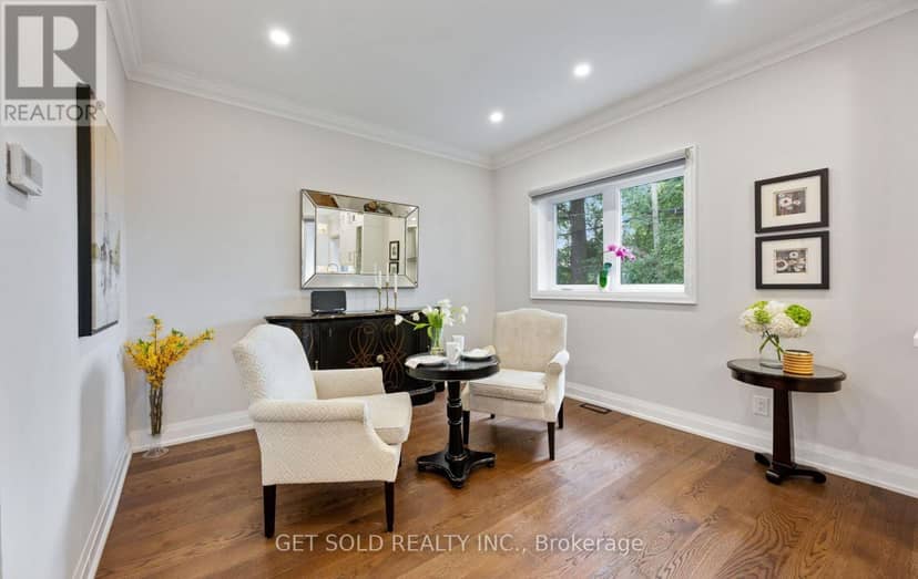 8 Hackmore Avenue — photo 14 of 40