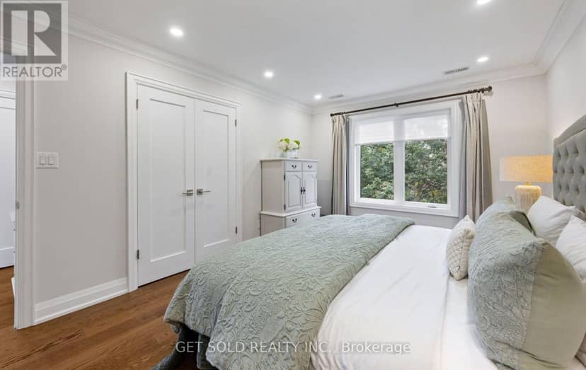8 Hackmore Avenue — photo 19 of 40
