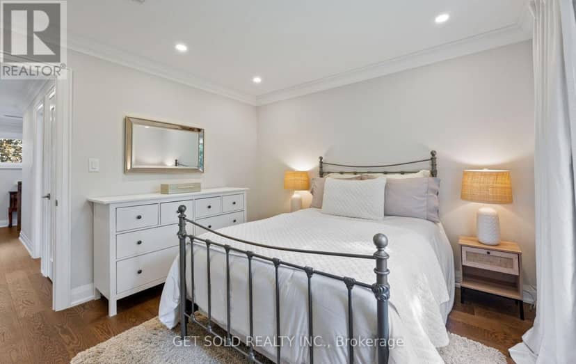 8 Hackmore Avenue — photo 22 of 40