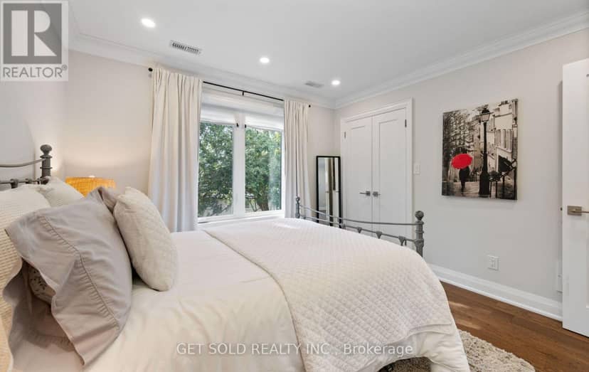 8 Hackmore Avenue — photo 23 of 40