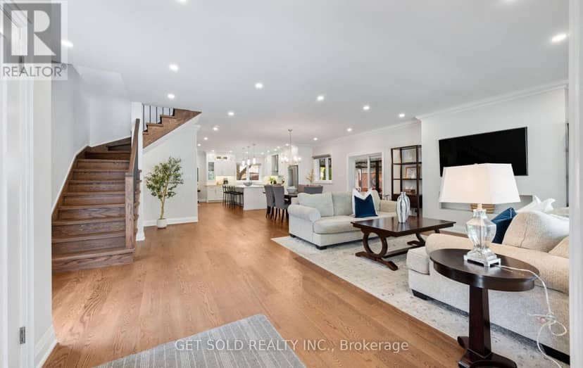 8 Hackmore Avenue — photo 3 of 40