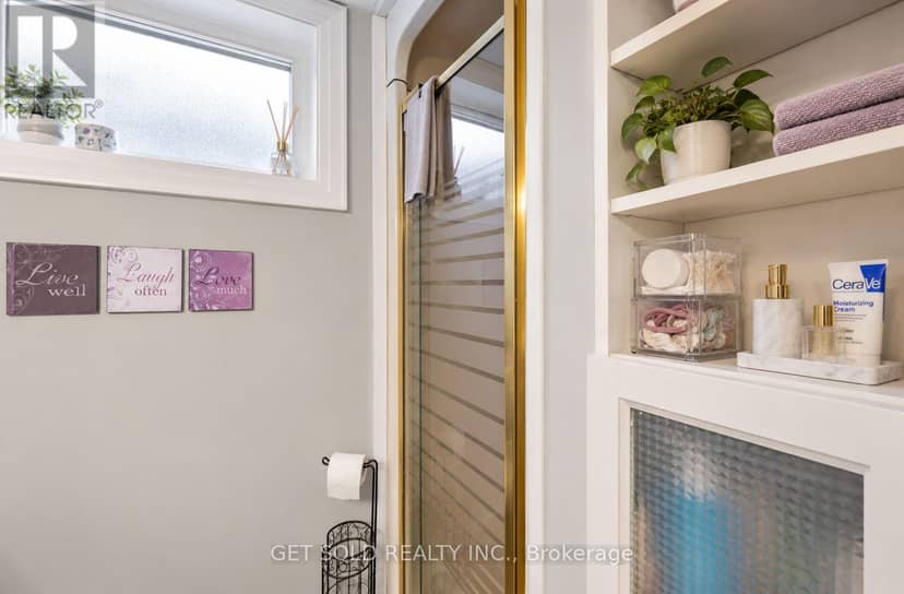 8 Hackmore Avenue — photo 33 of 40