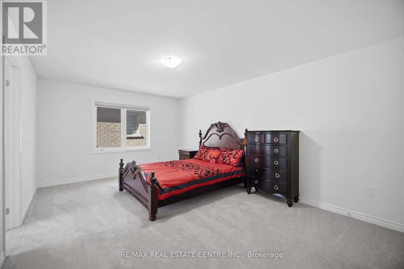 30 Tiger Crescent — photo 37 of 40