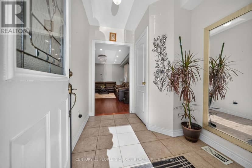 7273 Gagliano Drive — photo 4 of 40