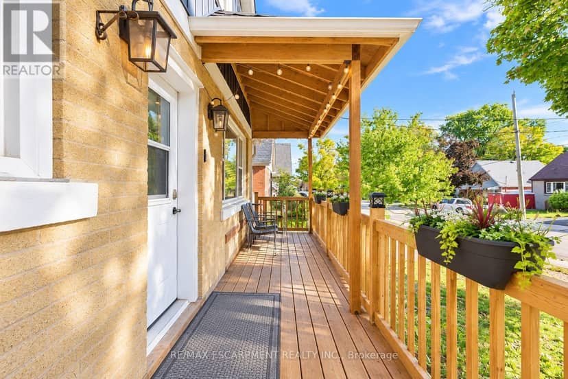 284 East 21st Street, Hamilton, photo 2