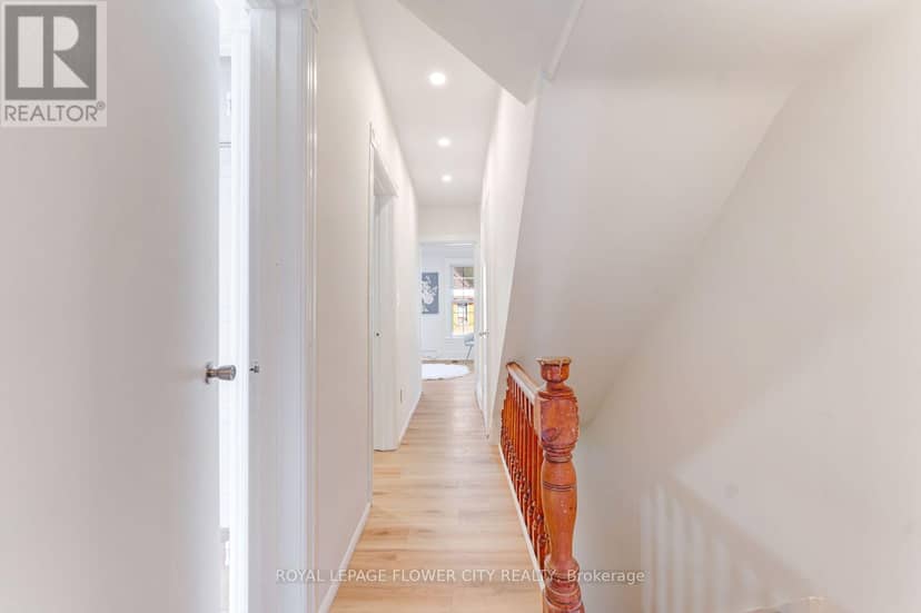 11 McNeil Street — photo 17 of 40