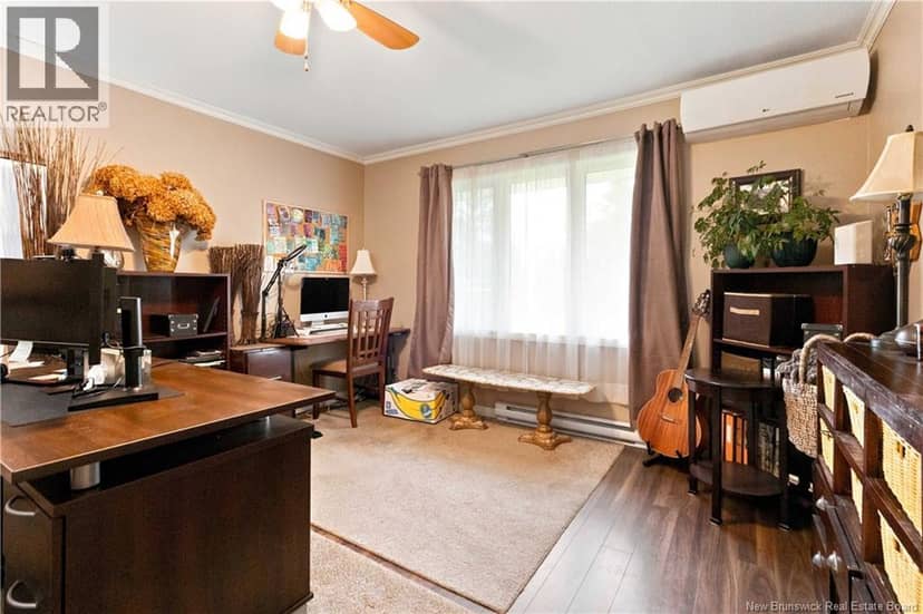 98 Firwood Crescent — photo 19 of 40