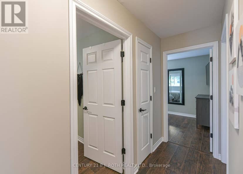 49 Bond Street — photo 17 of 40