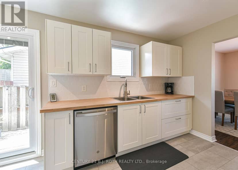49 Bond Street — photo 11 of 40