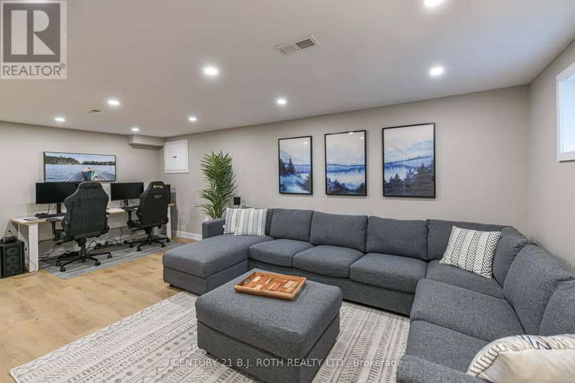 49 Bond Street — photo 33 of 40