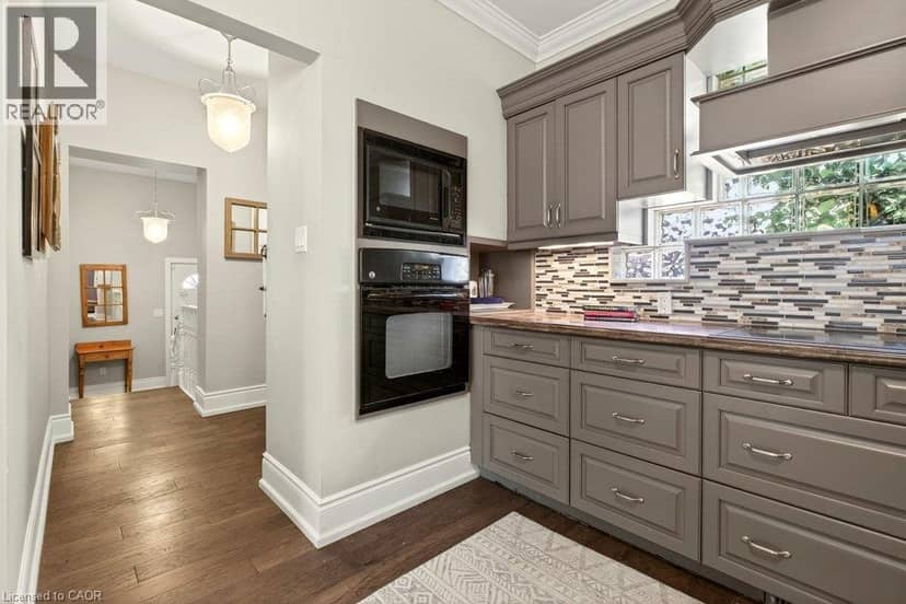 377 HESS Street S — photo 17 of 40