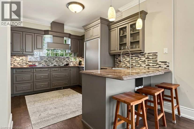 377 HESS Street S — photo 13 of 40