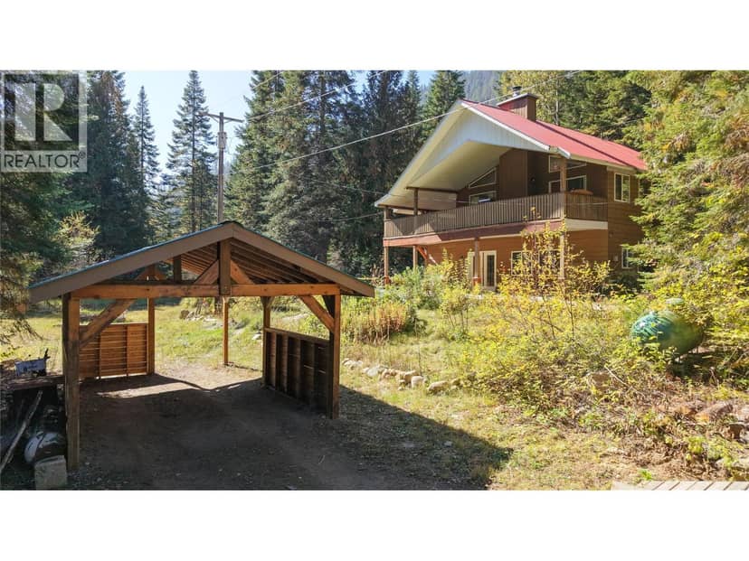 113 WESCO Road, Ymir