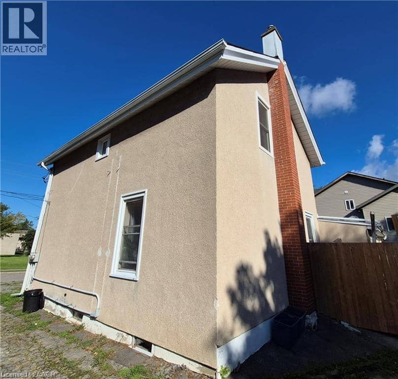 20 CARLETON Street N — photo 21 of 30