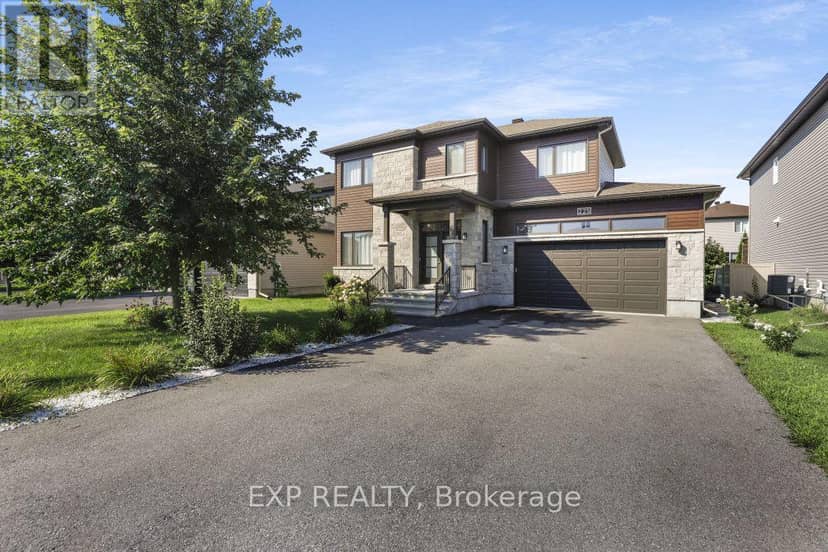 225 Sunset Crescent — photo 3 of 39