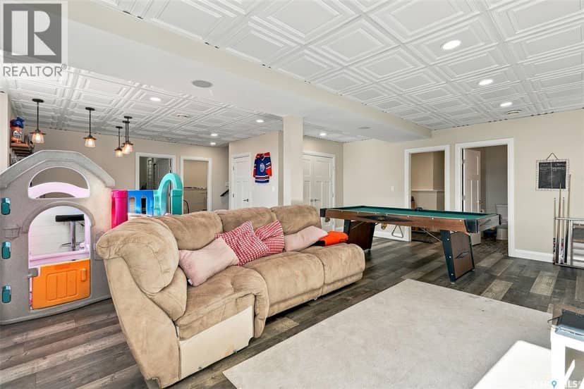341 Haichert STREET W — photo 28 of 40