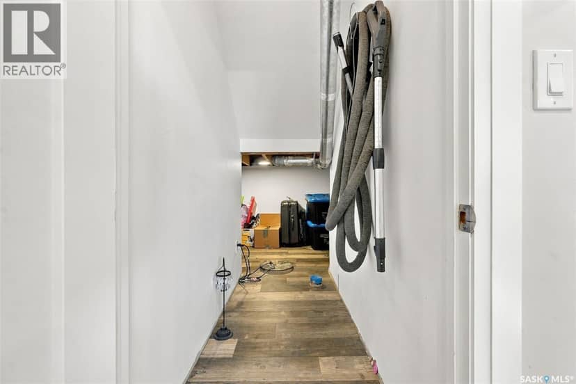 341 Haichert STREET W — photo 32 of 40