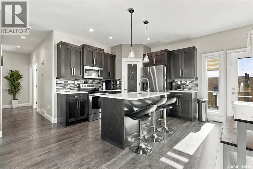 341 Haichert STREET W — photo 9 of 40