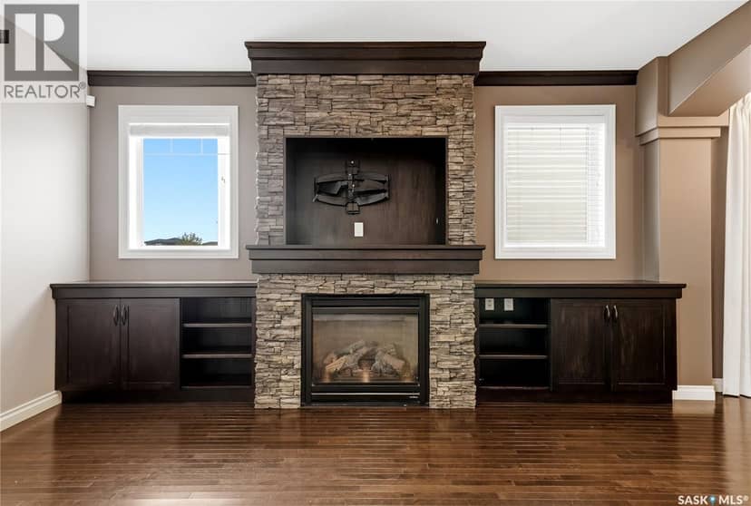 4322 Sandpiper CRESCENT E — photo 9 of 40