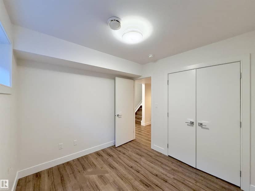 11127 77 AV NW — photo 34 of 40