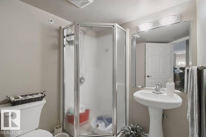 #212 13005 140 AV NW — photo 15 of 40
