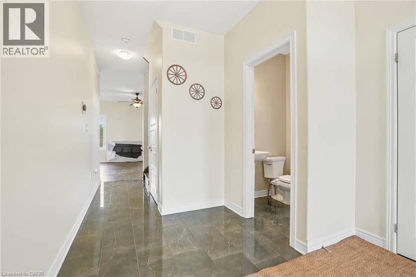 374 VIGER Drive S — photo 5 of 40