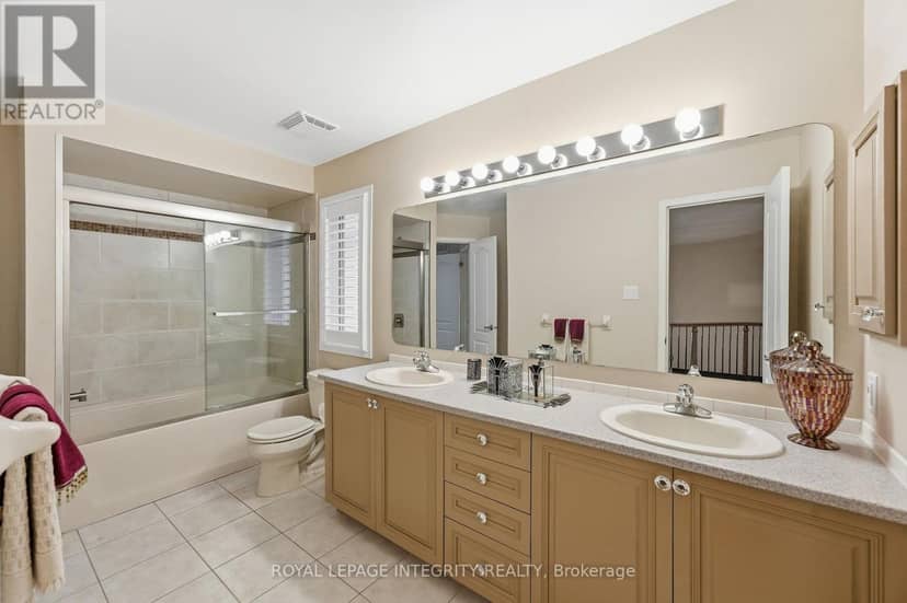 2169 Valenceville Crescent — photo 32 of 40