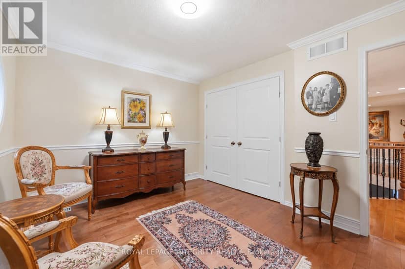 2169 Valenceville Crescent — photo 36 of 40