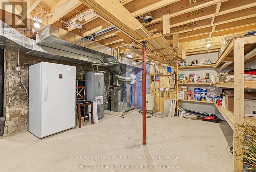 2111 Four Mile Lake Road — photo 35 of 40