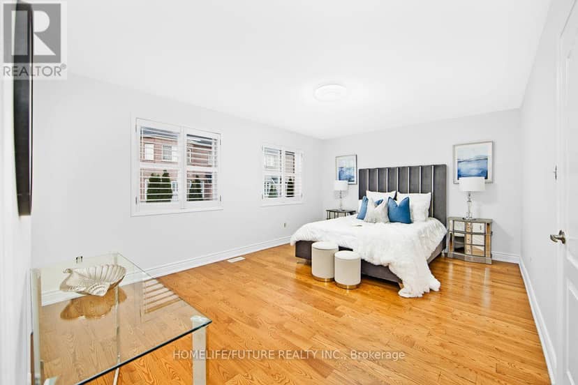 25 Thackery Drive — photo 18 of 30