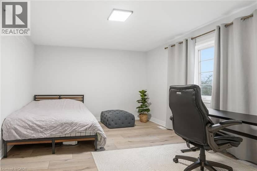 121 MOFFATT Street — photo 18 of 40