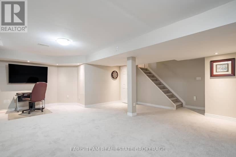 4 Bluegrass Drive — photo 27 of 38