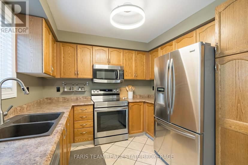 4 Bluegrass Drive — photo 7 of 38